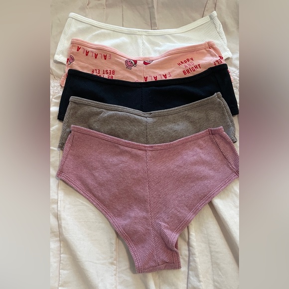 5 pairs of Pink underwear - Picture 4 of 6